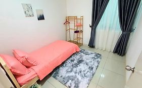 Serene Stay Minimalist @ Southville City